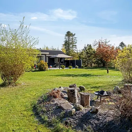 Tatil Evi Suvi - 700m From The Sea By Interhome Hals